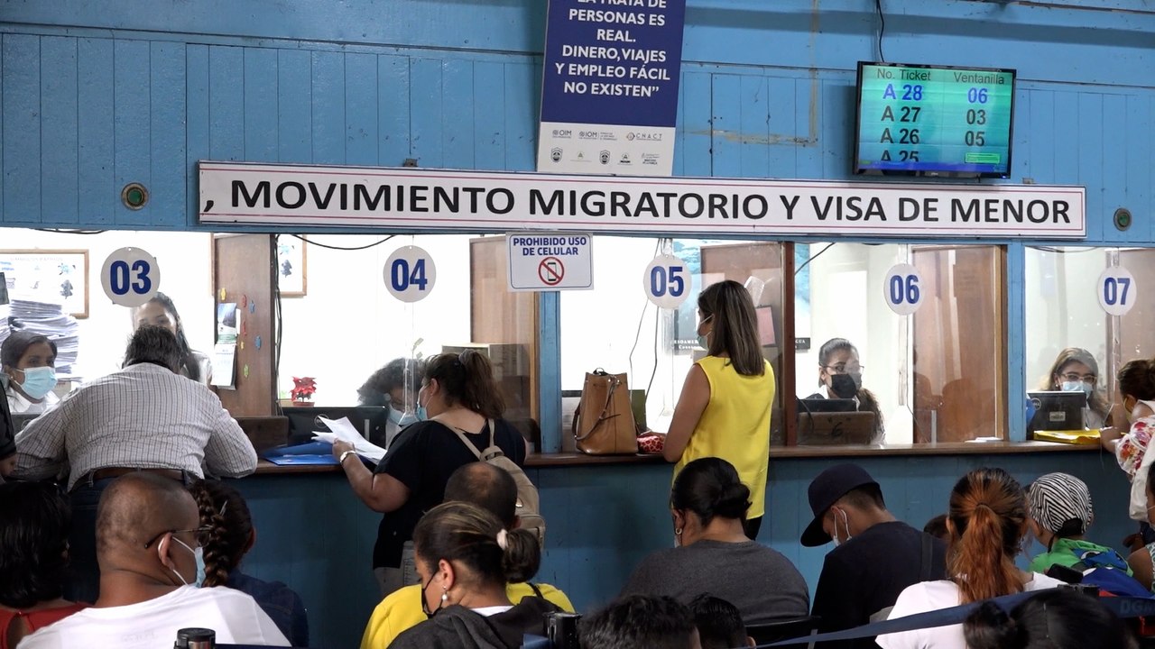 Migración y Extranjería anuncia requisitos para solicitud de pasaportes