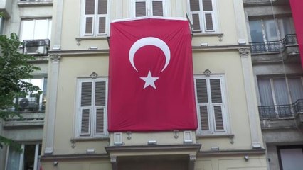 Şişli'de 19 Mayıs, Yüzlerce Kişinin Katıldığı Fener Alayıyla Kutlandı