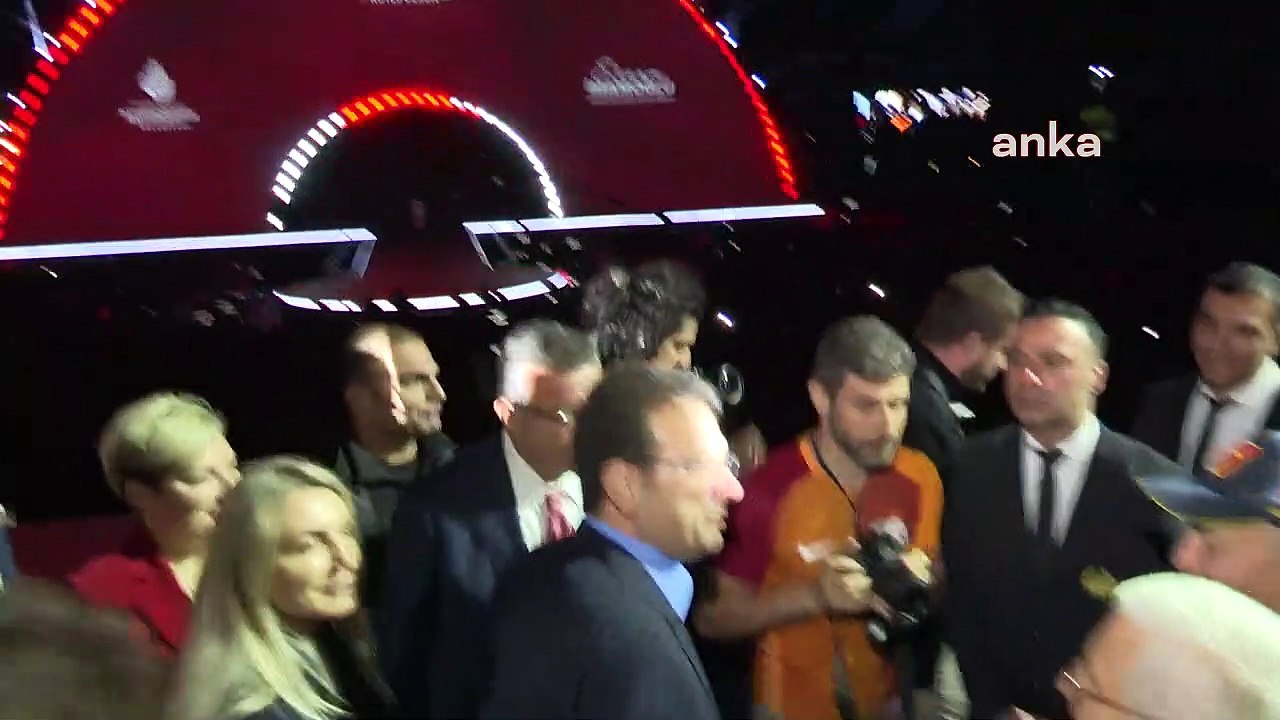 İmamoğlu: Gelin geleceği birlikte kuralım; bu ülkeyi hep birlikte değiştirelim