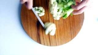 Buffalo Cauliflower Bite Recipe - How to make a vegetarian buffalo wing