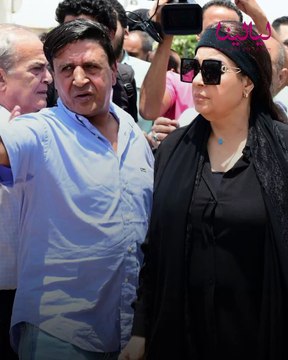 ليالينا ترند-فيفي عبده تعود من جنازة سمير صبري بسيارتها على ظهر ونش