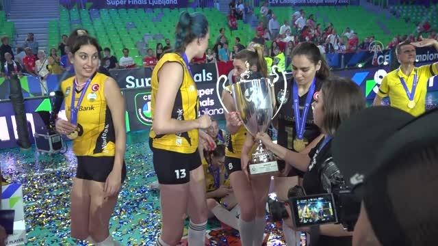 LJUBLIANA - VakıfBank Kulübü Başkanı Üstünsalih, CEV Şampiyonlar Ligi şampiyonluğunu değerlendirdi (2)