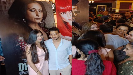 Munawar Faruqui अपनी Gf Nazil संग पहुँचे Kangana की Dhaakad की Screening में, Video|FilmiBeat
