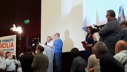 Cuffaro grida 3 volte «La mafia fa schifo»