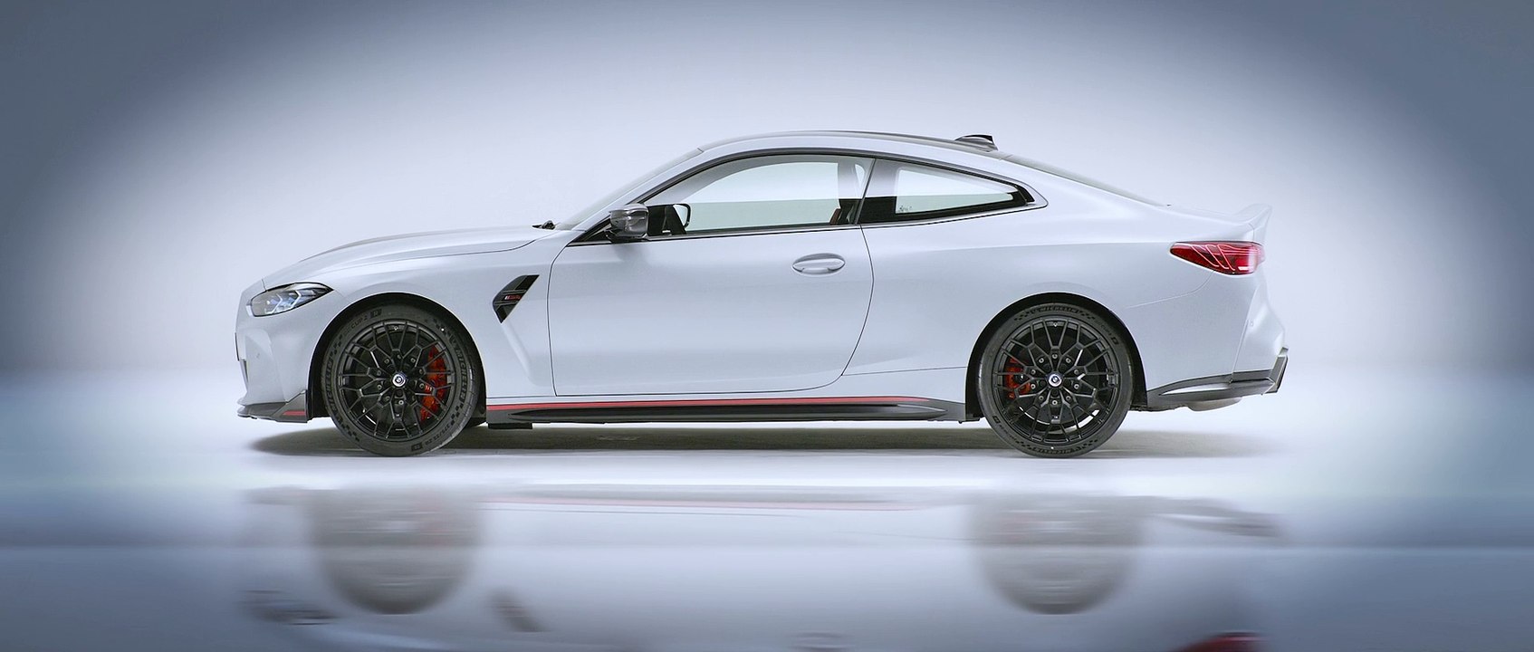 La nouvelle BMW M4 CSL (2022) : une série limitée ultra sportive