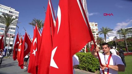 İZMİR'DE GNÇ SPORFEST 19 MAYIS COŞKUSU