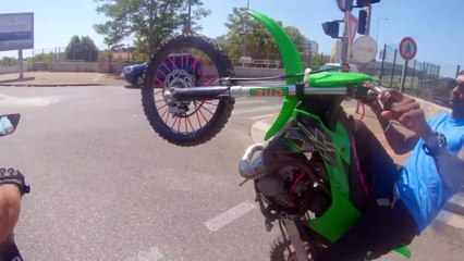 Jul : le rappeur dévoile le clip de son nouveau morceau «Superstar»