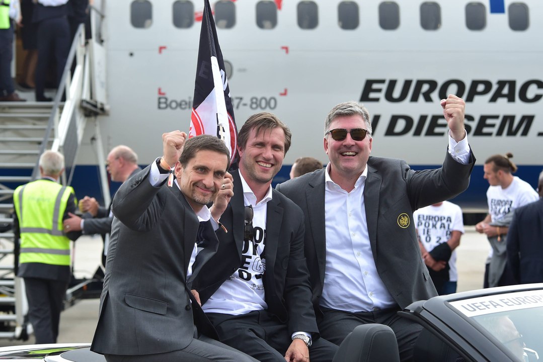 Hellmanns Partybericht: 'Müde, durchnässt, hungrig - mir geht's Bombe'