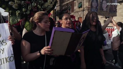 Messico, donne in piazza contro il femminicidio