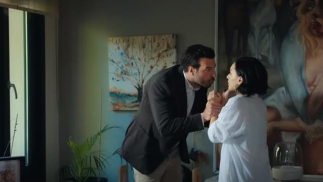 İyilik dizisinde bu akşam neler yaşanacak? Murat ve Damla'yı öpüşürken gören Neslihan ne yapacak?