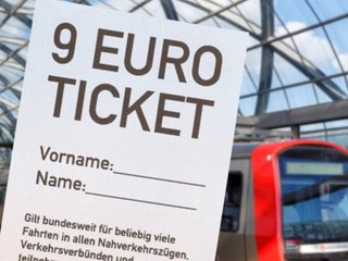 Bundestag stimmt zu: Das müssen Sie über das Neun-Euro-Ticket wissen!
