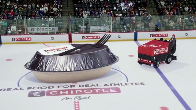 Сеть ресторанов Chipotle, в перерыве матча NHL между «Колорадо» и «Сент-Луисом», демонстрирует публике новую AR-технологию