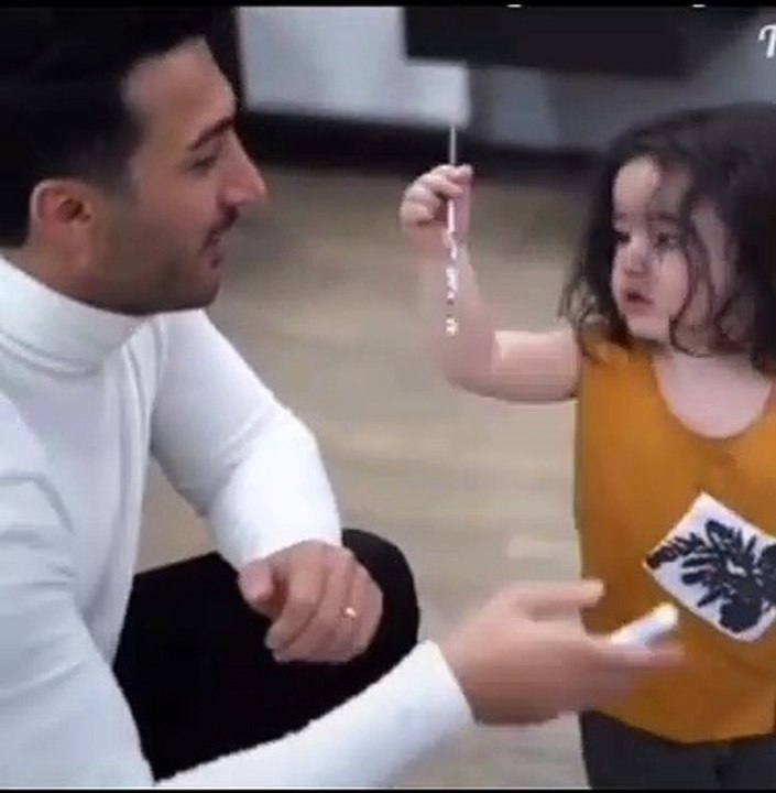 he does not want | جنن الحلاق ياعيني 