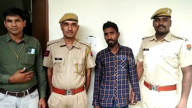 शादी में टेंट लगाने गए युवक की नियत बिगड़ी, गोल्ड चुराकर ले लिया लोन