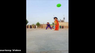 This toddler plays perfect batting shots