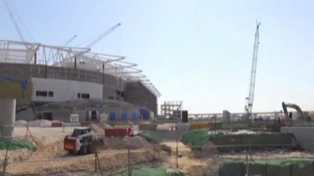 Video Mondiali Qatar, scontro sui lavoratori sfruttati per gli stadi