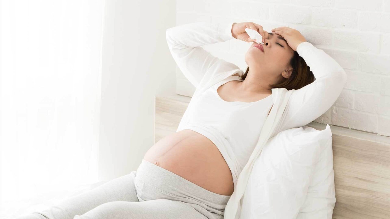 Nasenbluten in der Schwangerschaft: Ist das eigentlich gefährlich?