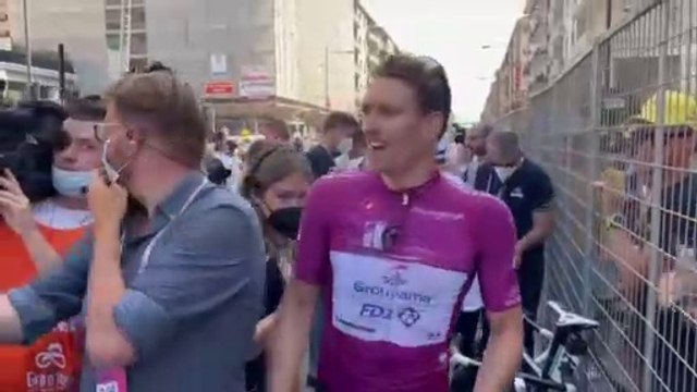 Tour d'Italie 2022 - Arnaud Démare triple la mise sur ce Giro, Mark Cavendish 3e, Romain Bardet a abandonné !