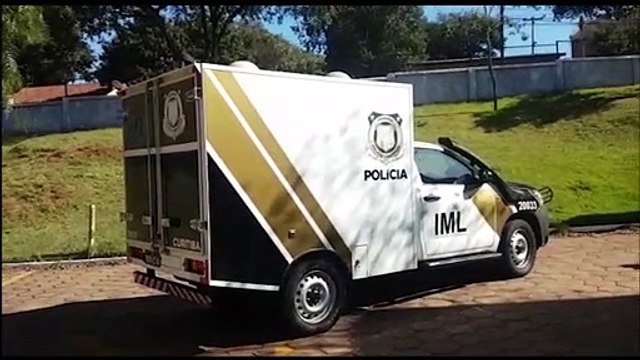 Corpo de Maria Chimello Rosin é levado ao IML de Cascavel; mulher morreu em acidente na BR-163