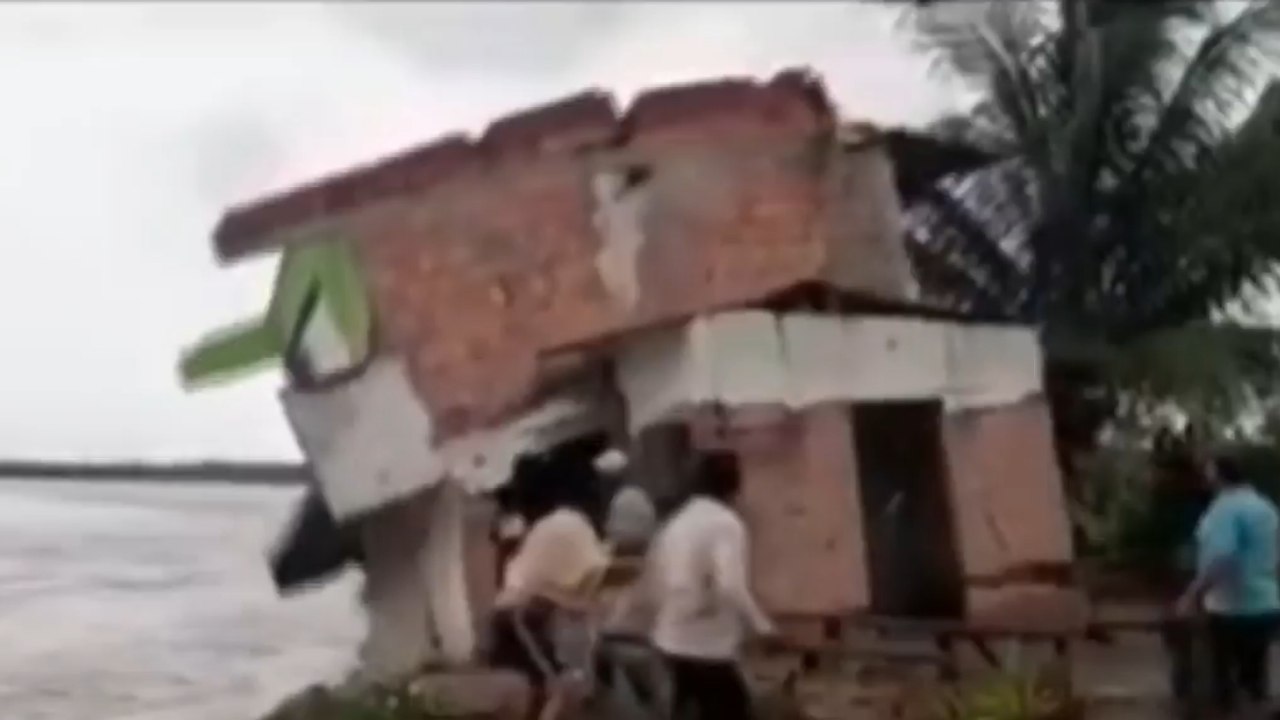 Más de mil personas afectadas por desbordamiento del río Guatiquía