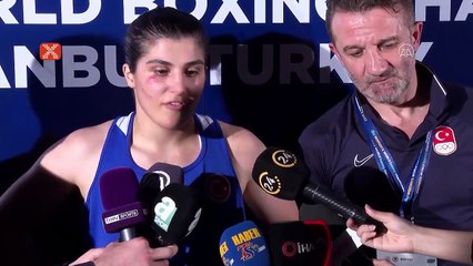 Busenaz Sürmeneli: "Ülkemizde İstiklal Marşı'nı okutmak nasip oldu"