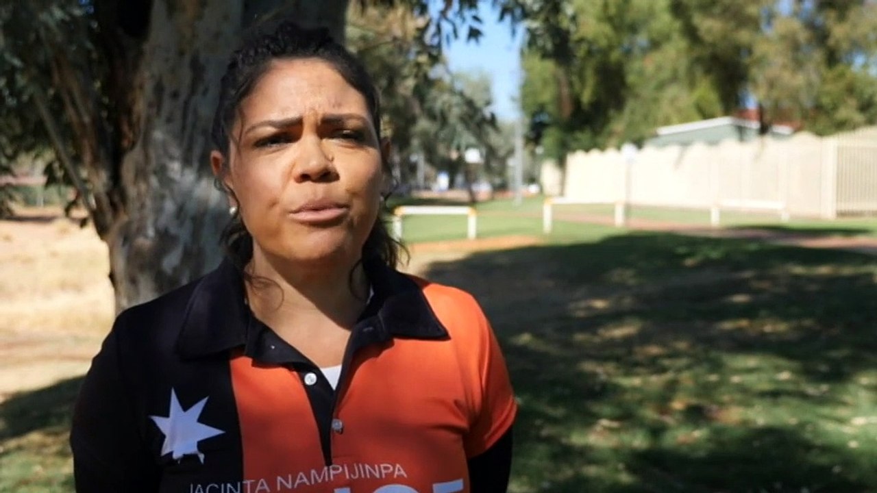 Northern Territory's major parties make final pitches to woo voters