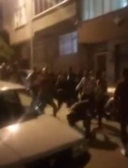 SULTANGAZİ'DE KOMŞULARIN PARK KAVGASINDA 3 KİŞİ YARALANDI