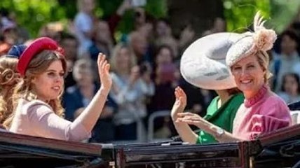 La princesse Béatrice se met en avant avec Sophie en tant que reine qui ne figure pas sur la liste o
