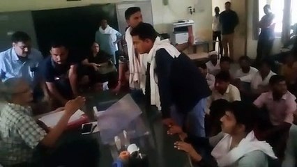 हॉस्टल में बिजली गुल