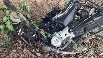 कार व बाइक की भिडंत, 40 मीटर दूर मिला युवक का शव