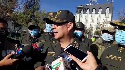 Arrestados por beber en la calle limpian calles y pintan paredes, Policía empezó a aplicar sanciones