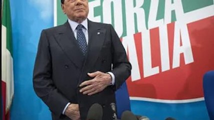 Silvio Berlusconi: "Il centrodestra vince se atl@ntista", il Cav zittisce tutti con quattro parole