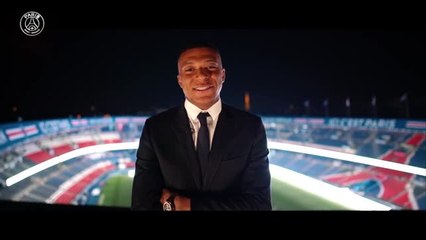 Télécharger la video: Mbappe to stay - superstar announces new PSG deal