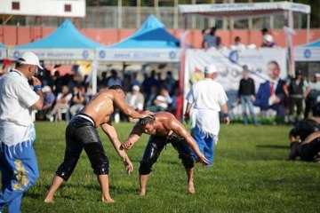 Çorum Yağlı Güreşleri'nde başpehlivan Serhat Gökmen oldu
