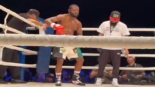 Floyd Mayweather dances after knocking out Don Moore in exhibition fight