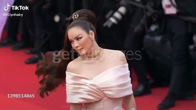 Khoảnh khắc Lý Nhã Kỳ xuất hiện ở LHP Cannes ngày thứ 3 thu hút truyền thông quốc tế