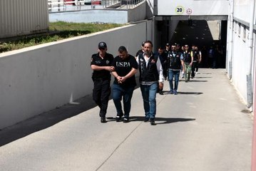 ADANA'DA 'TORBACI' OPERASYONUNDA 5 TUTUKLAMA