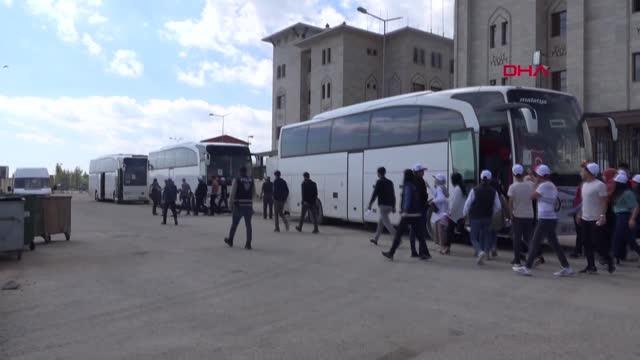 MUŞ 1230 ÖĞRENCİ MALAZGİRT-AHLAT VE TATVAN İLÇESİNİ GEZDİ