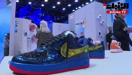 معرض في نيويورك يبرز أحذية رياضية ضمن مجموعة فيرجيل أبلوه الأخيرة