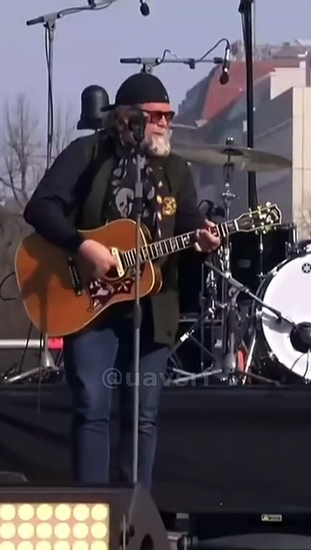 ⁣Гребенщиков перевёл 12000000 евро в фонд помощи Украине | Гребєнщиков перевів 12000000 євро  Україні