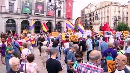 Unas 300 personas protestan en Madrid contra la impunidad del rey emérito