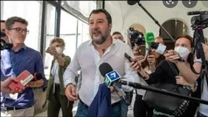 Lega, Salvini “Se volete far politica senza att@cchi fate tesser@ Pd”