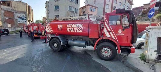 Fatih'te sabah saatlerinde 5 farklı noktada yangın