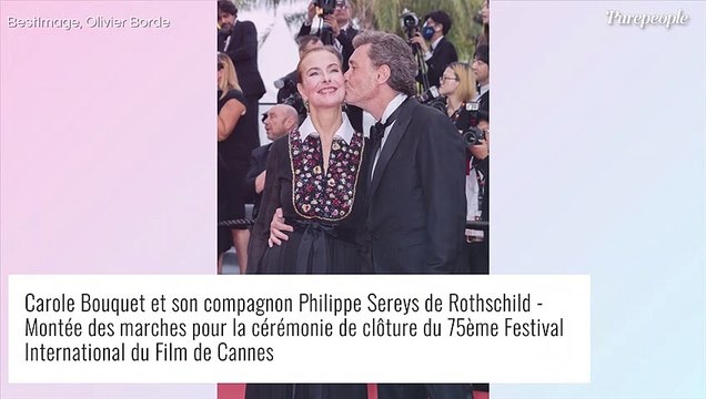 Carole Bouquet : Tendre baiser avec son compagnon Philippe Sereys de Rothschild au Festival de Cannes
