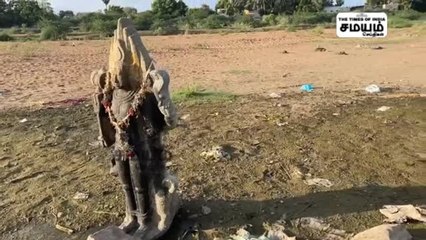 வைகை ஆற்றில் சேதமடைந்த பைரவர் சிலை கண்டெடுப்பு!