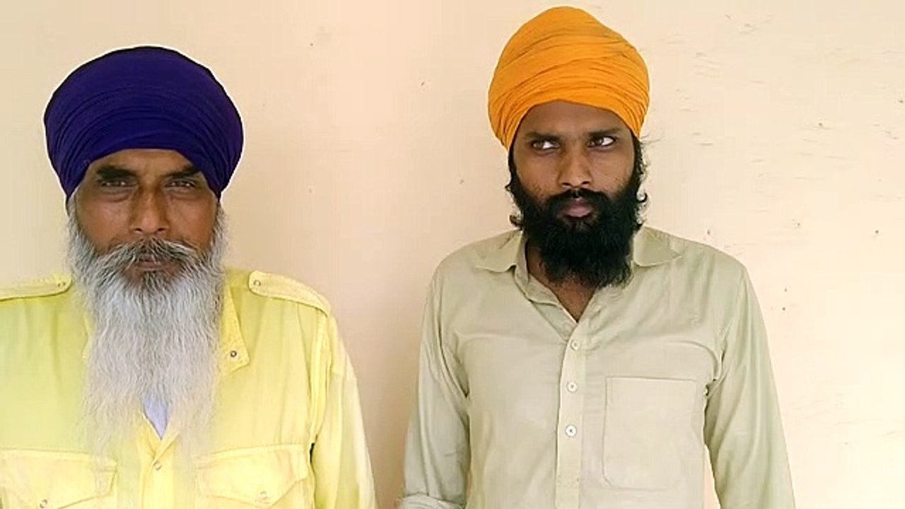 लहसुन के बीच छिपाकर ले जा रहे थे अवैध डोडा पोस्...