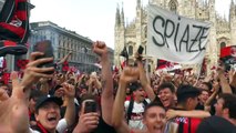 Les fans du Milan fêtent l'obtention du Scudetto