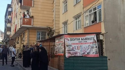 Esenyurt’ta yangında mahsur kalanları itfaiye kurtardı