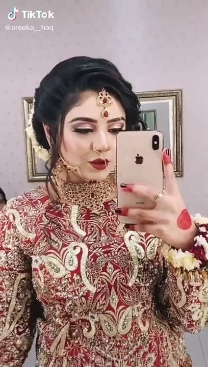 Areeka haq latest bridal looks __Tiktok __ Bridal photoshoot❤--------(720P_HD)