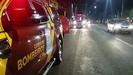 Jovem esfaqueado em fila de restaurante no Centro morre no hospital